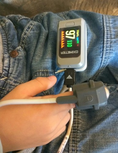 Pulsoksymetr dla dziecka na palec PC60N.jpg