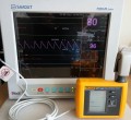 Kardiomonitor Saadat Novin S1800 z Masimo SET.jpg
